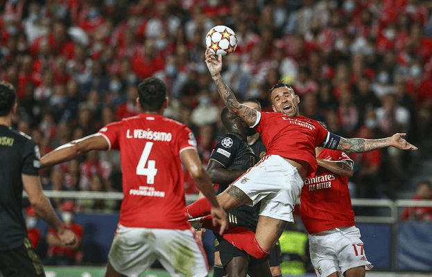 金年会下载安装-包含转折点！本菲卡外线爆发；中超今晨攻防权衡；更衣室稳定；球队文化再被提及的词条